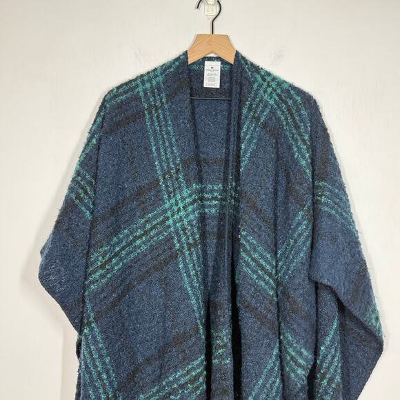 Woolrich Poncho Shawl Wrap One Size Navy Blue Green Tartan Plaid Open Front - Picture 3 of 8